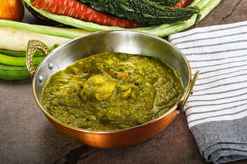 Indian cuisine - Chicken saagwala palak