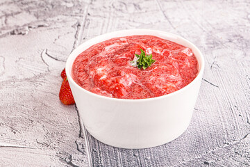 Strawberry soup with strachatella cheese