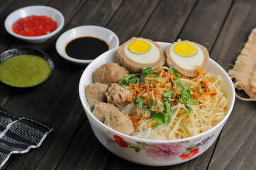 Meatballs are a type of meat ball commonly found in Indonesian cuisine