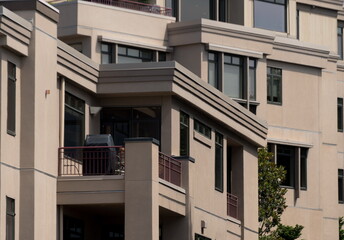Massive apartment block on Lake Street