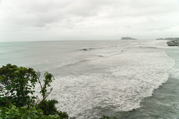 台風７号　稲村ヶ崎サーフィンBIGWAVES