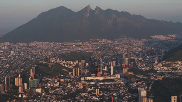Atardecer en Ciudad de Monterrey, Nuevo Leon