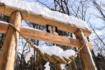 北海道新得町、トムラウシでひっそりと佇む富村牛神社【1月】