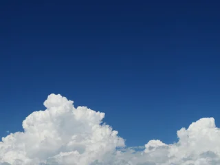 日本、青空と夏の雲 © yummy_you2