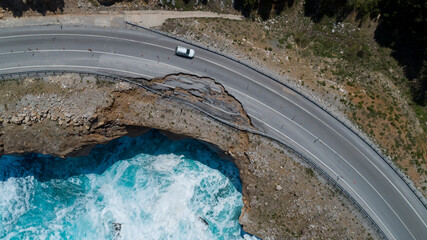 Large landslides and dangerous formations for traffic on the bend