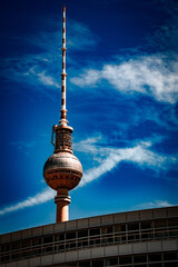 Berliner Fernsehturm, Berlin TV Tower  © Behro