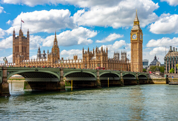 Obraz premium Big Ben with Houses of Parliament and Westminster bridge, London, UK