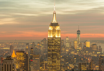 Obraz premium View of New York Manhattan during sunset hours