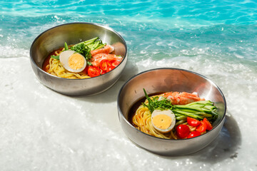 ひやし中華　Summer noodle dish, chilled Chinese noodles