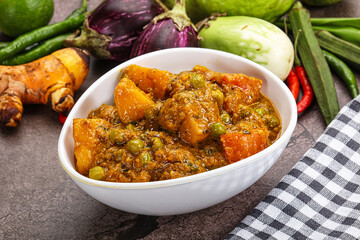 Indian traditional cuisine Aloo mutter