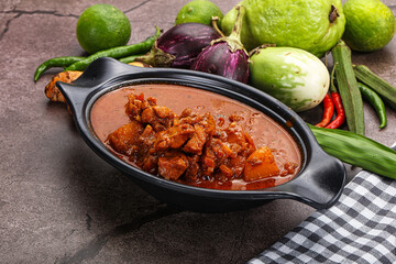 Indian cuisine - spicy chicken vindaloo