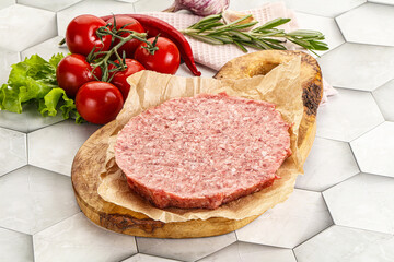 Raw beef uncooked burger cutlet