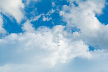 The sky and clouds, weather and translation change according to the wind currents, environmental conditions and freedom.