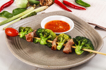 Thai Street foof satay with bacon and broccoli