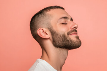 Obraz premium A close up of a man's face with her eyes closed