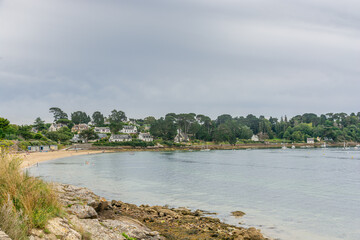 plage de l'île aux moines dans le golfe du morbihan