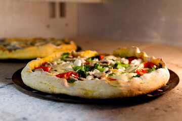 Pizza in Backofen in Pizzeria