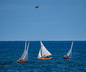 Fototapeta premium Sail boats racing off the isle of Anglesey
