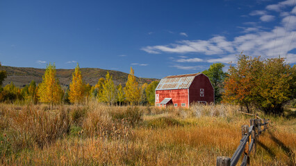 Old barn in the prairie lands in Utah countryside. © SNEHIT PHOTO