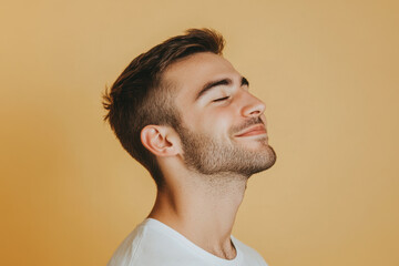 Obraz premium A close up of a man's face with her eyes closed