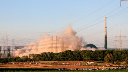 Sprengung der Kühltürme des AKW Grafenrheinfeld, 16.08.2024 © Jan Schuler