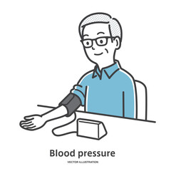 血圧を測る高齢男性