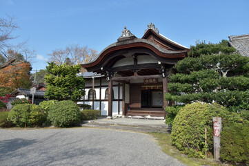 Obraz premium 毘沙門堂 玄関 京都市山科区