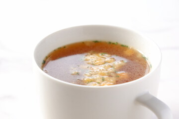 熱々のオニオンコンソメスープ
