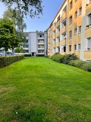 Obraz premium house in the park