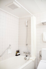 使用前のホテルのバスルーム