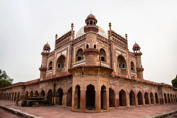 Fototapeta premium Amazing Architectural View of Safdar Jung Tomb, New Delhi
