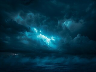 Obraz premium Dramatic Storm Swept Sky with Illuminating Lightning Bolt in Moody Atmosphere
