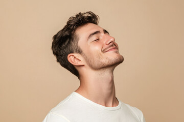 Obraz premium A close up of a man's face with his eyes closed