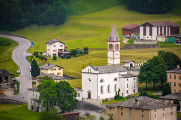 Naklejka premium Swiss Alps scenery rural elevated view, Switzerland travel, Europe