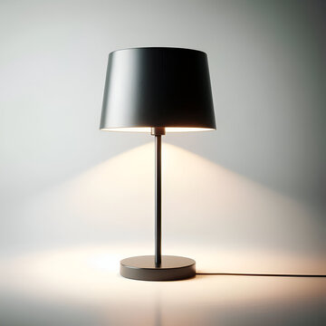 Lampada da tavolo moderna con design minimalista 