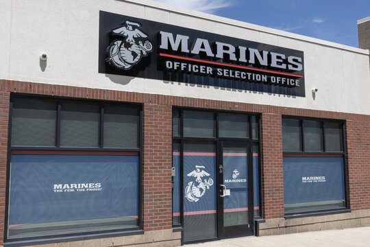 Marines Officer Selection Office - USMC Officer Recruiting. College graduates can apply for Officer Candidate School.