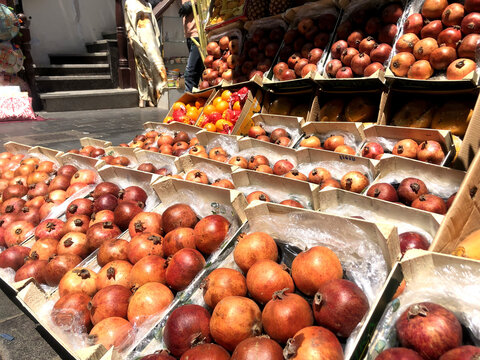 Mercado de granadas en Dubai