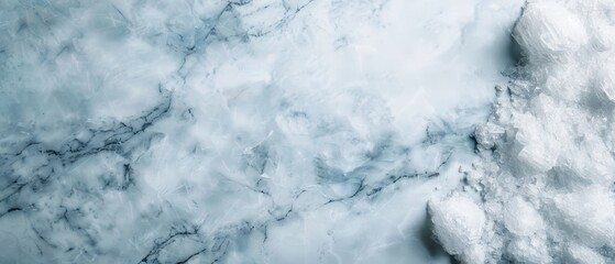 Obraz premium A tight shot of a marble slab, showcasing its black-and-white decorative band atop and bottom