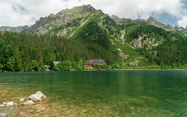 schronisko górskie nad Popradzkim stawem w Tatrach Wysokich, Słowacja © Piotr Szpakowski