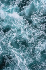 Fototapeta premium A natural ocean scene with waves moving in and out