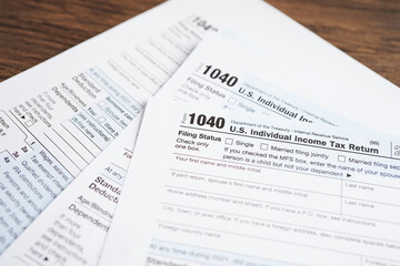 Obraz premium Tax form 1040 U.S. Individual Income Tax Return, business finance concept.