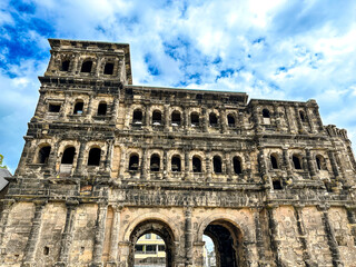 Obraz premium Street view of old village Trier in Germany