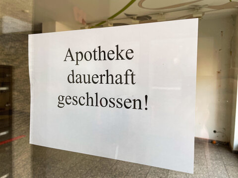 Geschlossene Apotheke in D&uuml;sseldorf, Deutschland