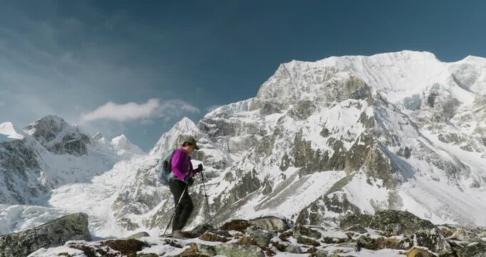 solo trekking adventure woman