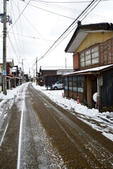 Obraz premium 冬の妻入りの街並み（新潟県）