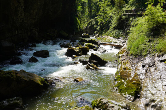 Der Fluss Breitach der durch die Breitachklamm bei Oberstdorf flie&szlig;t 