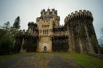 Fototapeta premium castle from a low angle with several towers