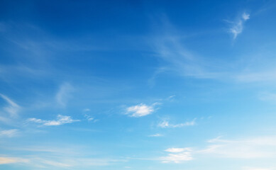 Obraz premium Blue sky with white clouds.