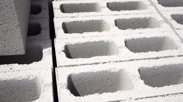 ladrillos huecos, materiales de construcci&oacute;n