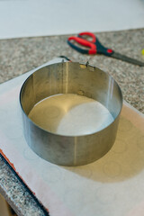 Homemade cake tin making, baking mold